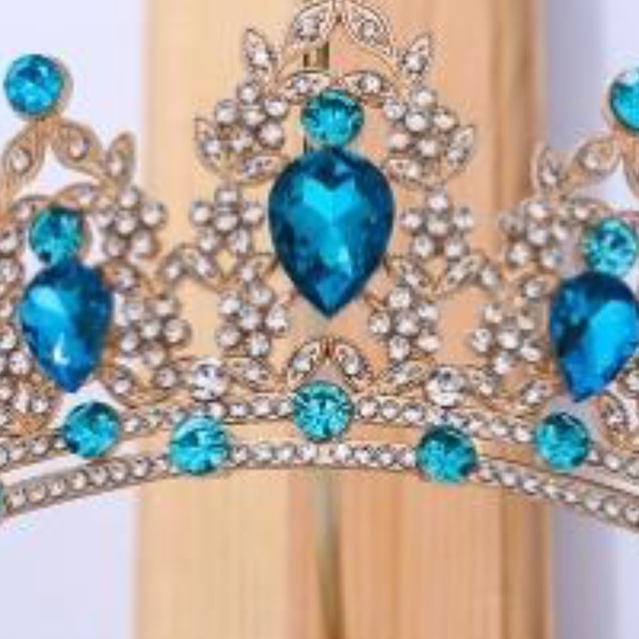 Something Blue Wedding Tiara - Picture 4 of 9
